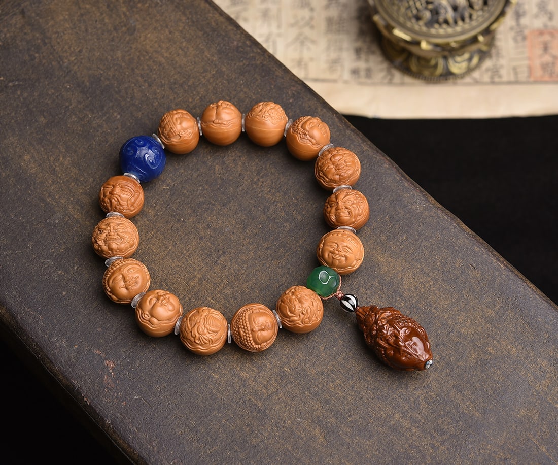 Natural Monkey Head Walnut Bracelet (1 of 6)