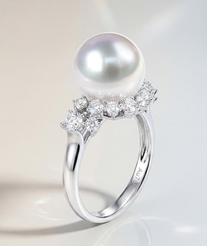 18K Gold South Sea White Pearl Ring (1 of 4)
