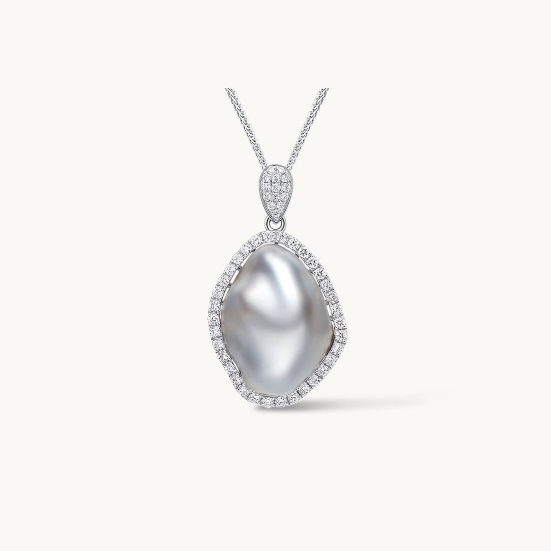 18K Gold Keshi Baroque Seawater Pearl Necklace Pendant: This necklace pendant is meticulously crafted in 18K gold, featuring unique Keshi Baroque seawater pearls, exuding natural elegance and luxury. The unique shape and luster of the pearls make it a capt