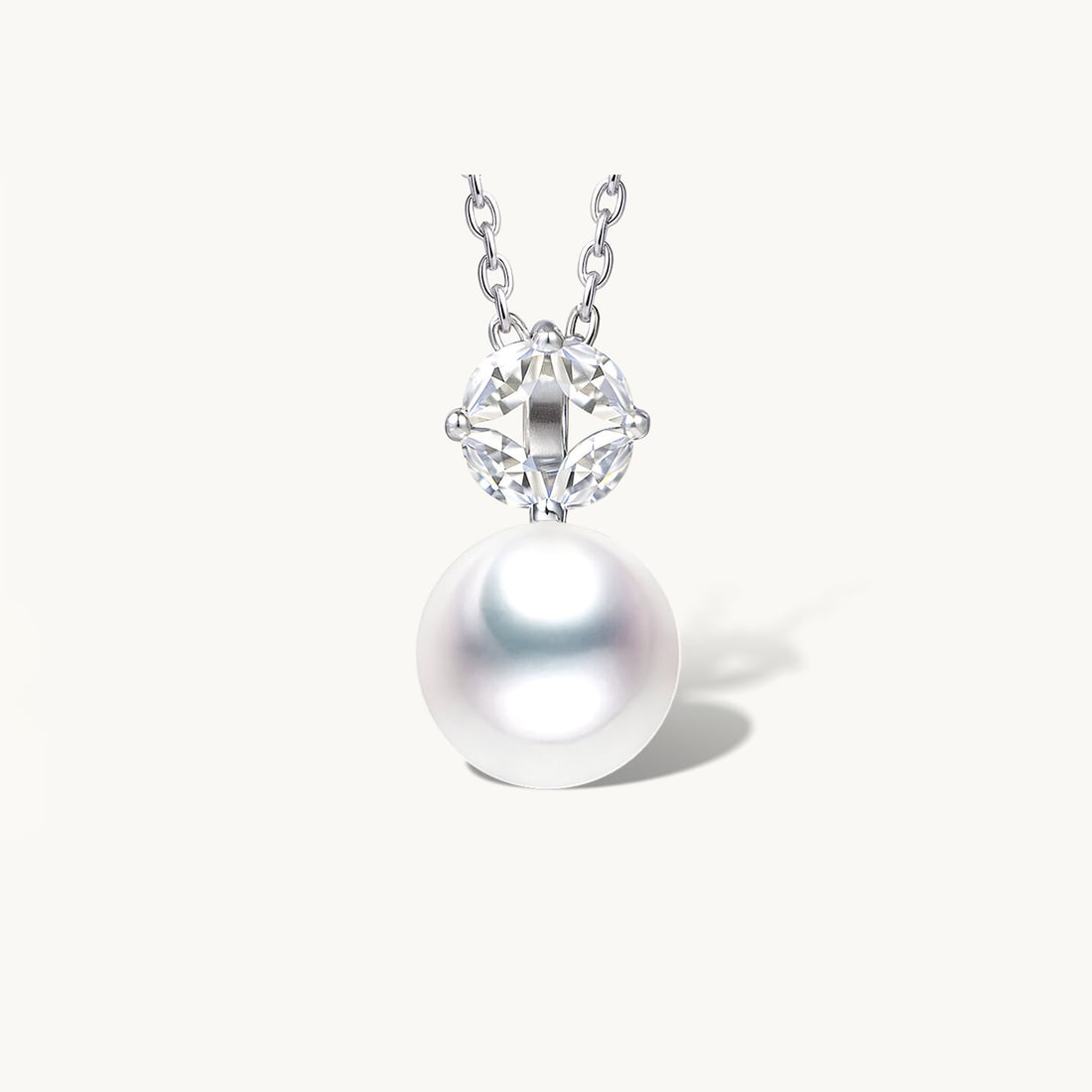 S925 Silver AKOYA Seawater Pearl Necklace: This necklace features elegant AKOYA seawater pearls, showcasing the natural luster and noble quality of the pearls. Paired with an S925 silver pendant, the overall design is simple yet luxurious. Sui
