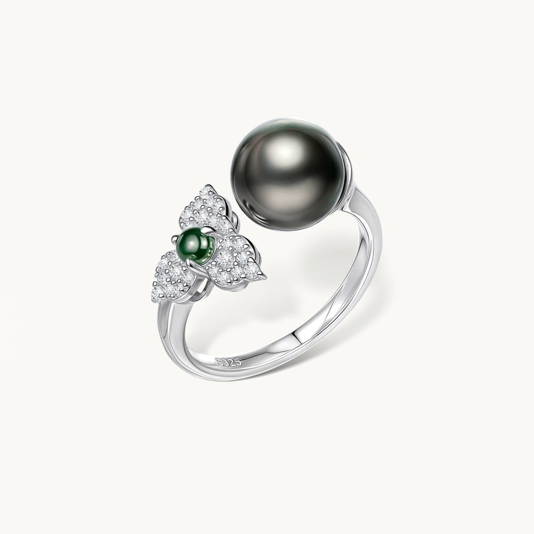 S925 Silver Tahitian Black Pearl Ring: This ring features a Tahitian black pearl, exuding unique elegance and mystery. The near-round shape of the pearl complements the S925 silver setting, ideal for collectors with a refined taste. The pe