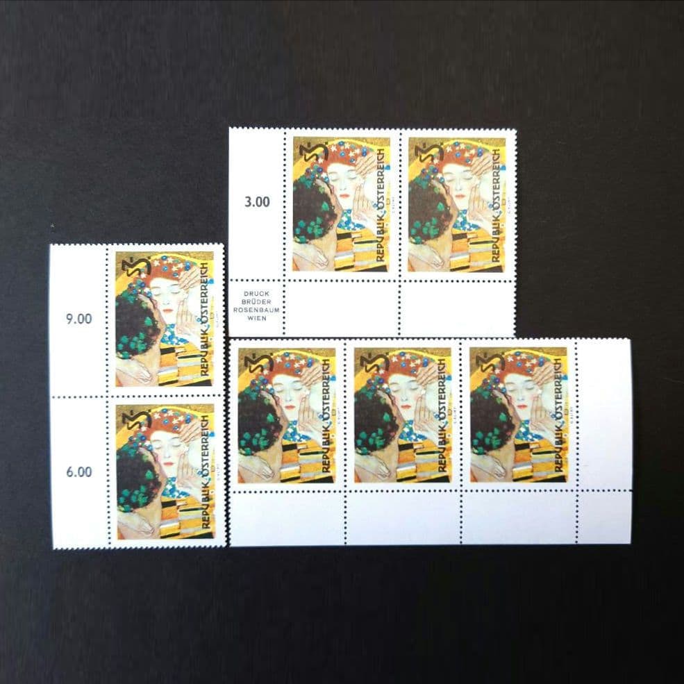 Brand new, unused set of 7 pieces, 1964 Austrian "The Kiss" by Klimt (1 of 2)