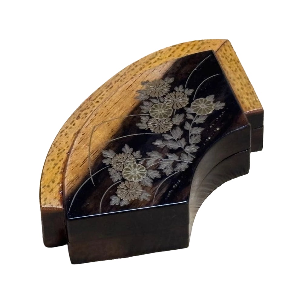 Tea Ceremony Utensil: A black persimmon wood incense box crafted by Kitahama Soki, adorned with (1 of 10)