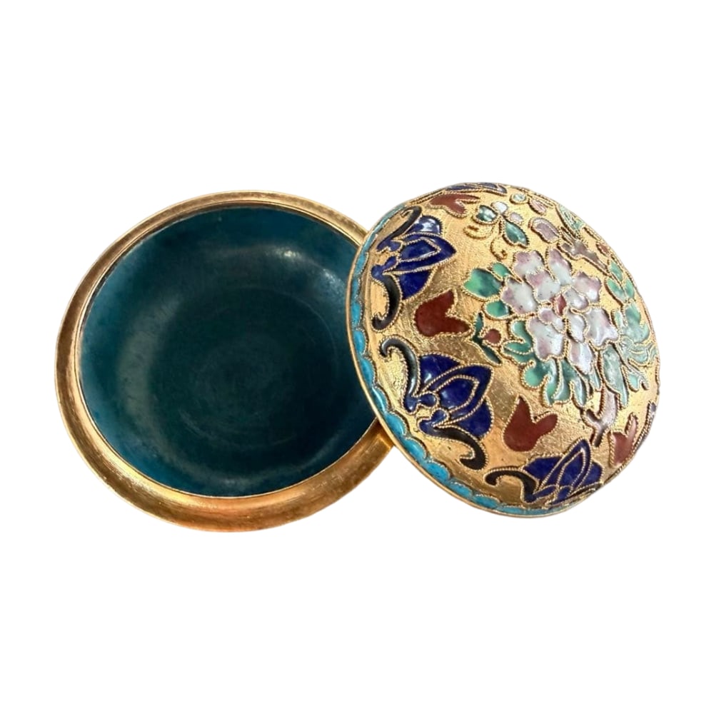 Famille Rose Incense Box / Covered Small Container (1 of 5)