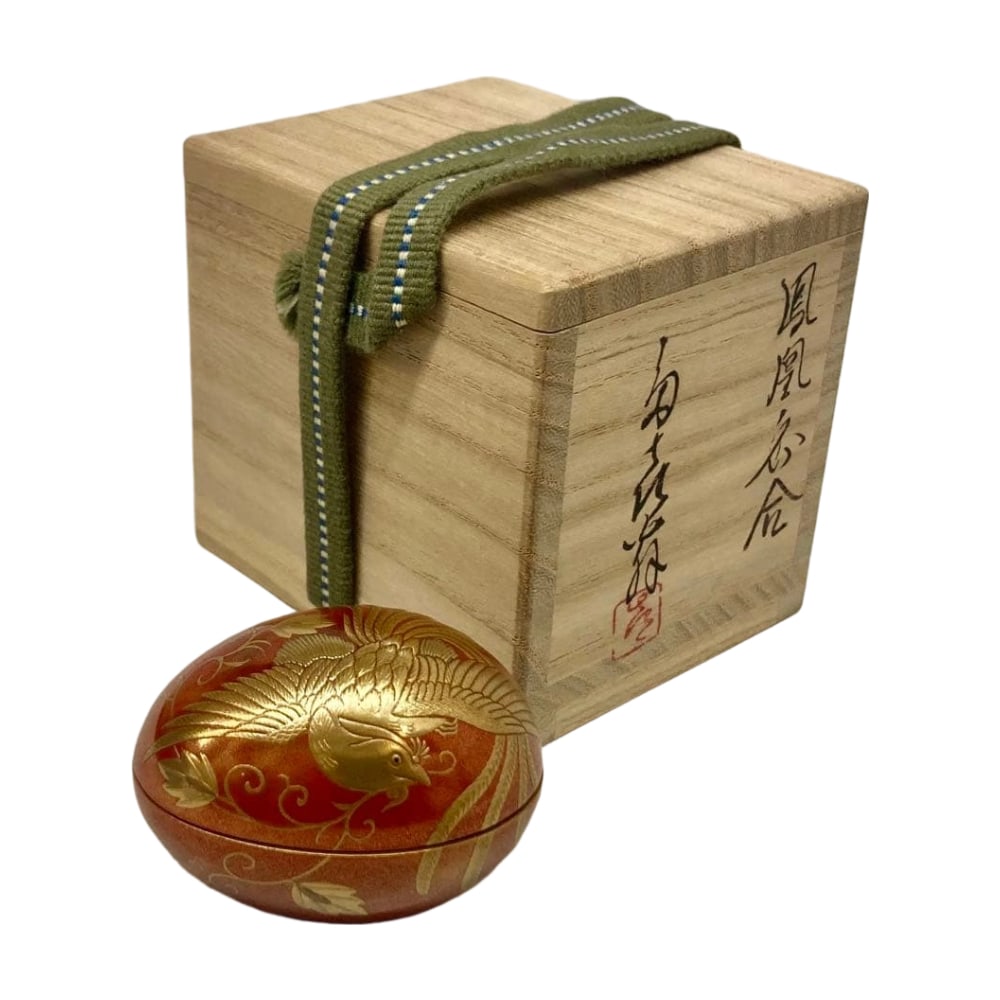"Phoenix Incense Box," crafted by Takioto Yasusawa, with original box, vermilion lacquer, gold (1 of 19)