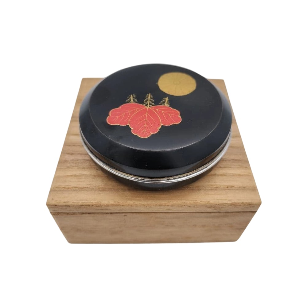Incense Box, Kodaiji Style, Signed Kaisai, Made by Okamoto Yusai, with Wooden Box (1 of 14)