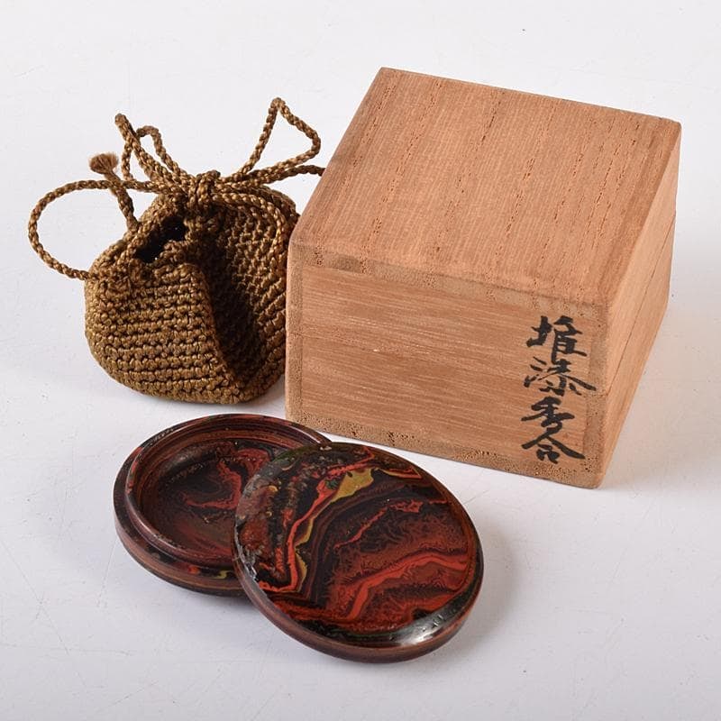 Lacquer incense box, accompanied by silk cloth and antique box. (1 of 14)