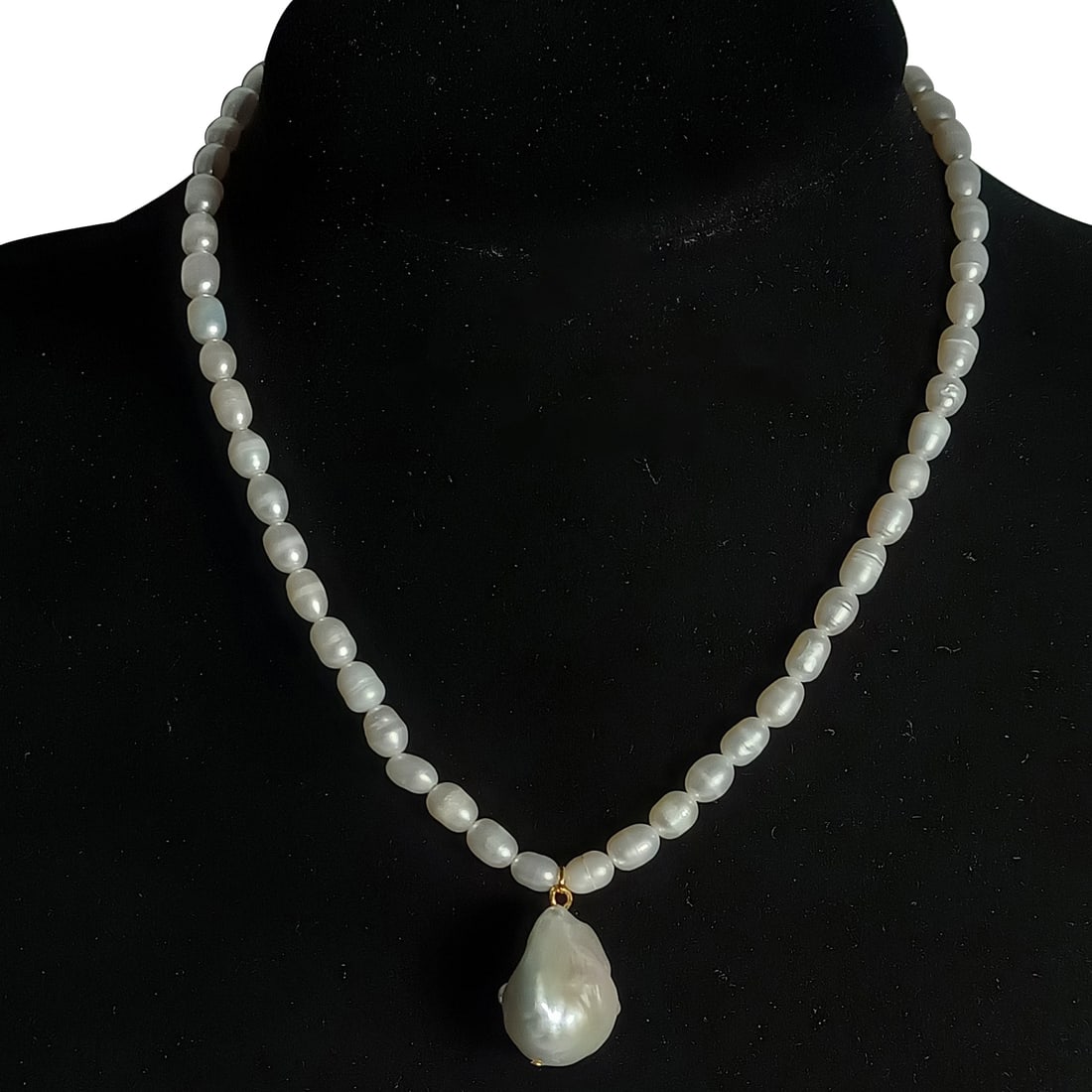 Qing Dynasty Pearl Necklace (1 of 10)