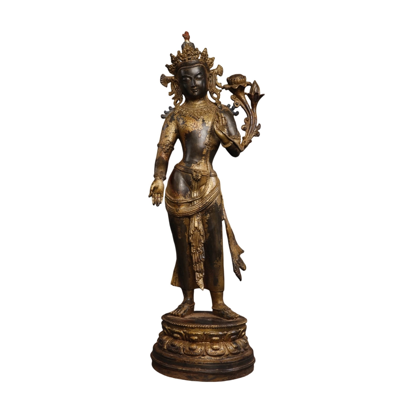 Pure copper gilded Guanyin Bodhisattva holding a lotus (1 of 11)