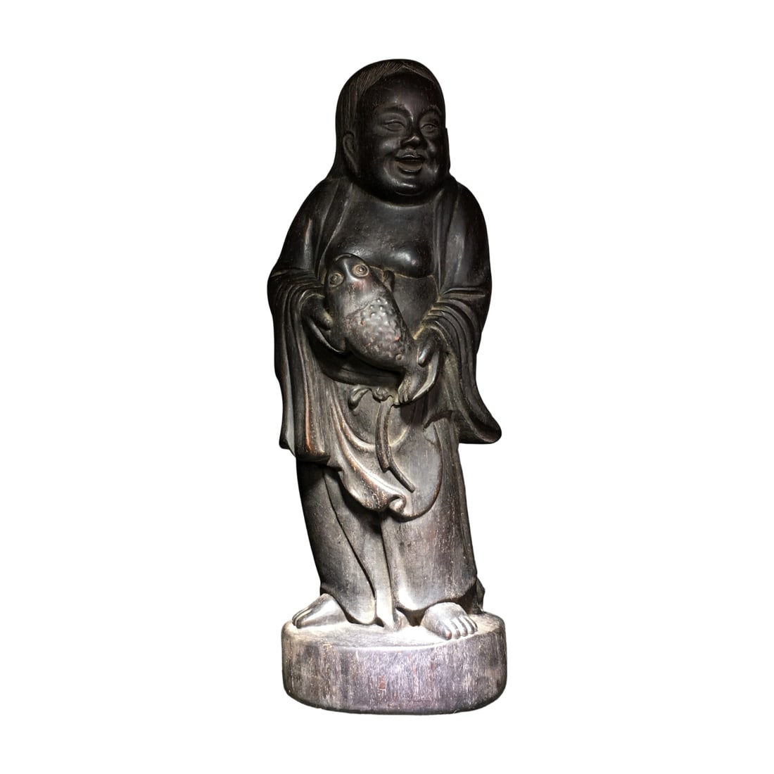 Ebony Figurine: This ebony figurine is renowned for its exquisite carving technique and meticulous detail. The ebony material imparts a deep hue and a solid texture, with the figure vividly lifelike, showcasing the s