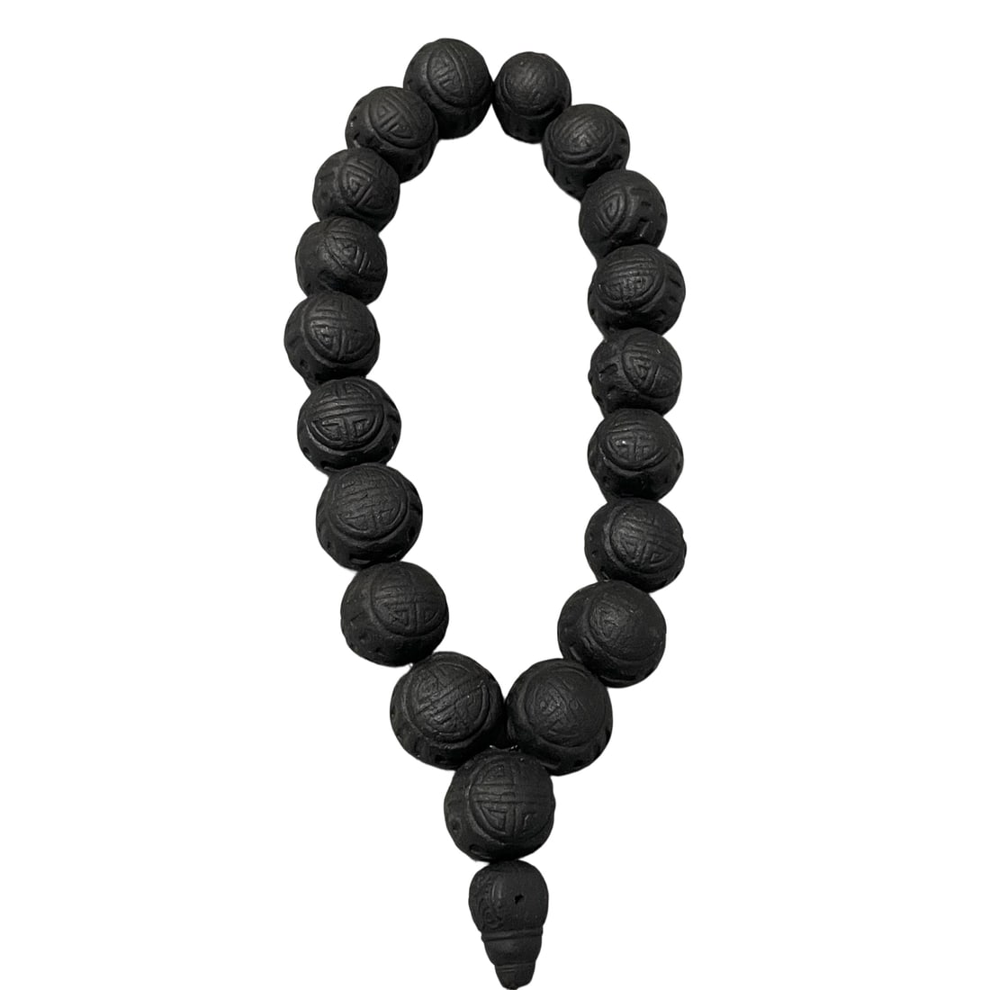 Qing Dynasty Old Agarwood Carved Shou Character Eighteen Beads: This piece of old agarwood carved Shou character eighteen beads is made of superior quality old agarwood, with a pleasant and refreshing aroma. The round carved Shou pattern demonstrates exquisite cra