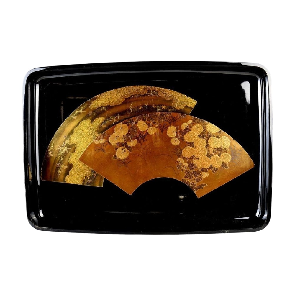 A maki-e artist Yamada Hiromitsu's maki-e fan-shaped floral pattern wide lid, with original box, in (1 of 11)