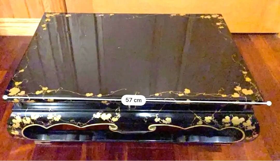 Large Lacquerware Flower Stand with Maki-e Decoration - 17