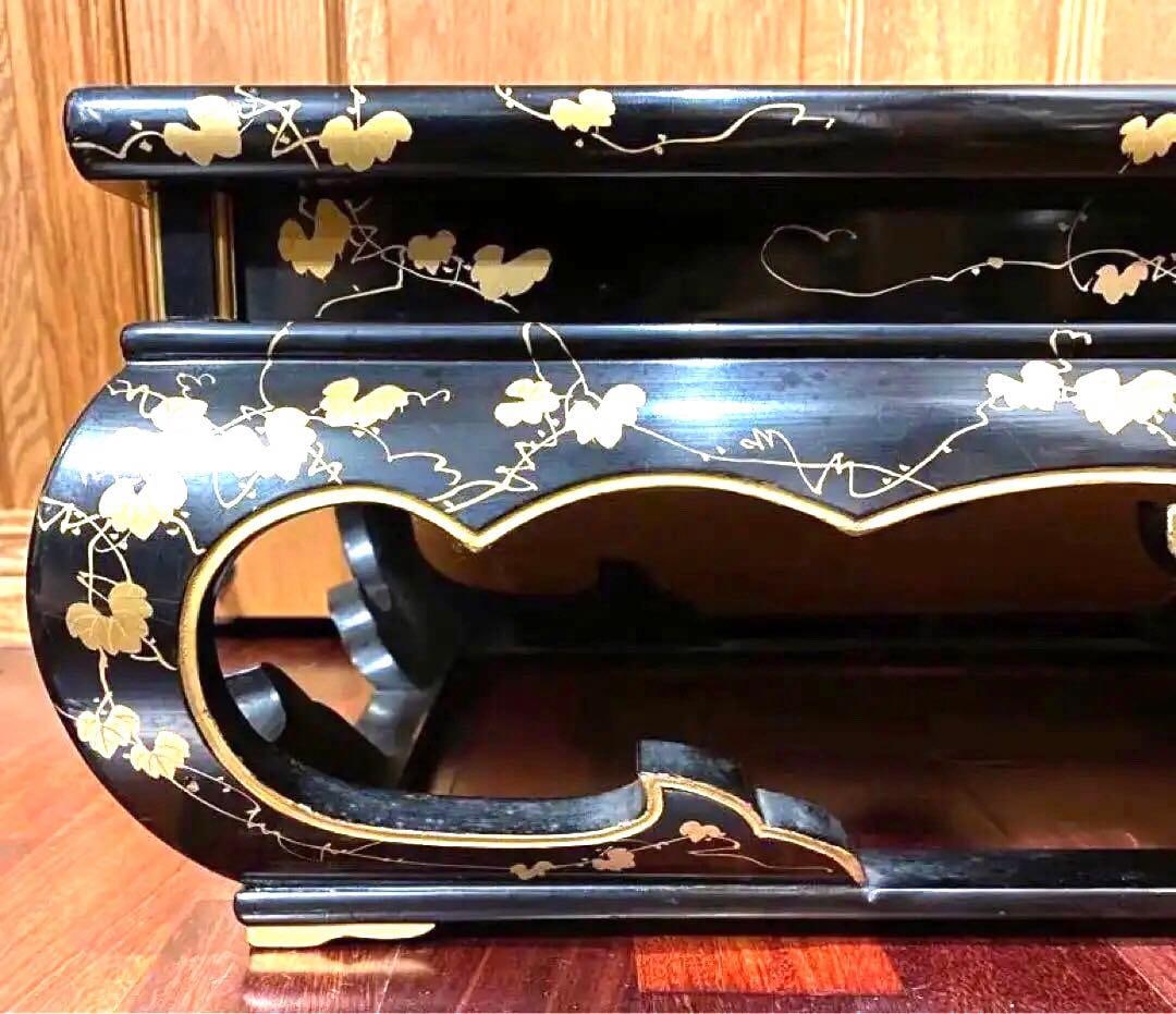 Large Lacquerware Flower Stand with Maki-e Decoration - 5