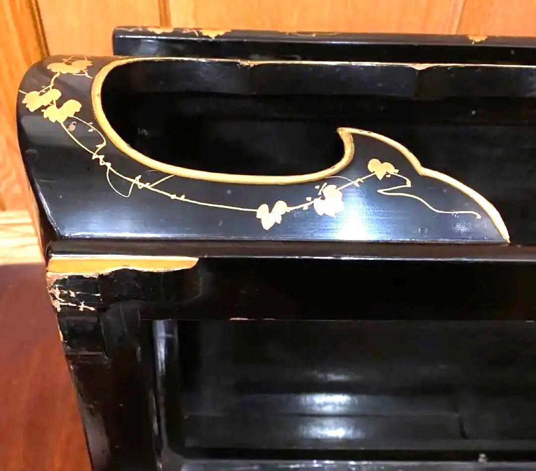 Large Lacquerware Flower Stand with Maki-e Decoration - 8