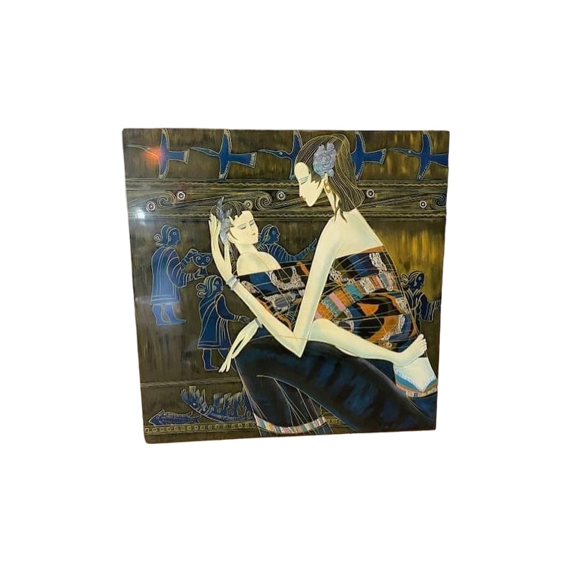 Contemporary Art Lacquerware Mother and Child Sculpture: A contemporary lacquerware piece depicting a mother and child, characterized by the use of multiple colors and floral patterns.Art Style: Modern Art Theme: Mother and Child Color: Polychrome Technique