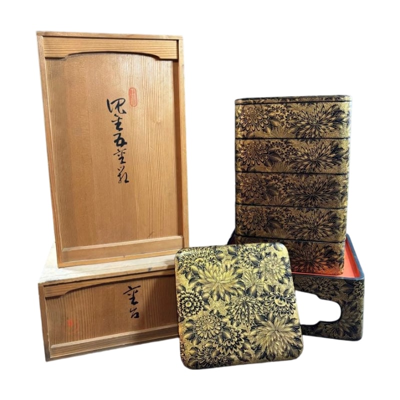 Wajima Lacquer Bento Box, Chrysanthemum Pattern, Five Tiers, Gold Edging Inlay, with Original Box (1 of 11)