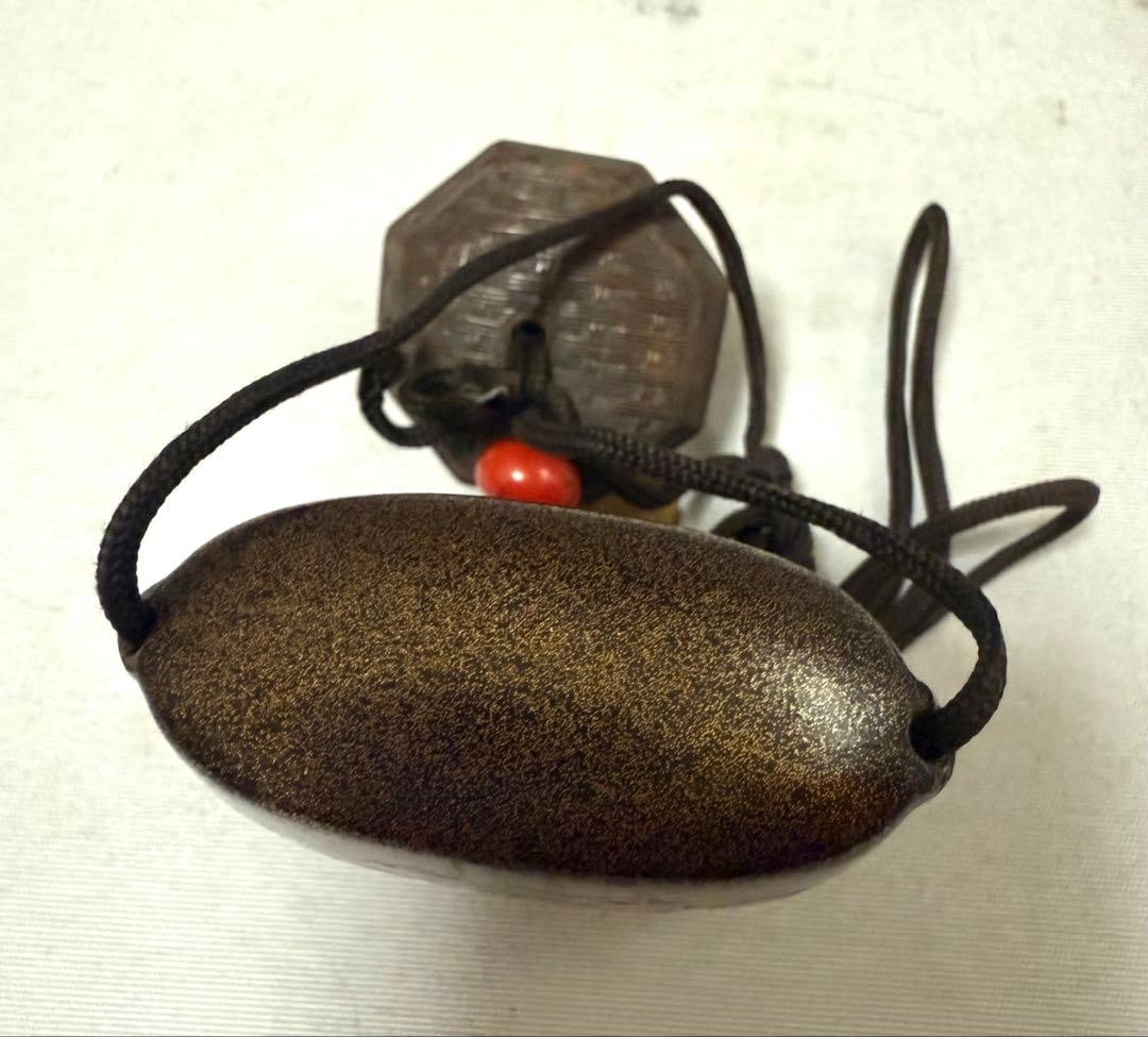 Inro with Netsuke - 9