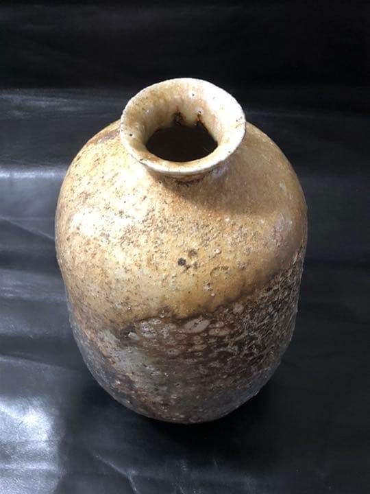 Large-sized vase - 9