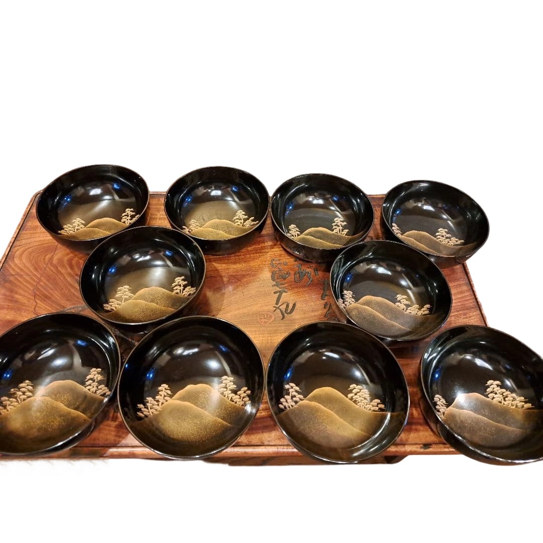 Set of Ten Makie Lacquered Bowls with Lids, Depicting Various Japanese Scenic Spots, Natural Wood (1 of 20)