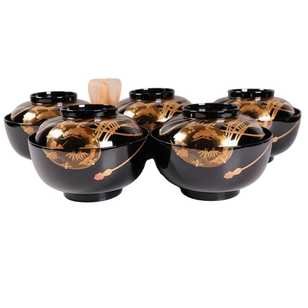 Wajima-nuri Hatsune Maki-e Zoni Bowls, Set of Five, Black Lacquer, Drum Shape, Pine, Bamboo, and: Wajima-nuri Hatsune Makie Zoni Bowls, Set of Five, Black Lacquer, Drum Shape, Pine, Bamboo, and Plum Design in Gold and Silver Makie, Natural WoodExcluding the tea whisk, all items shown in the photog