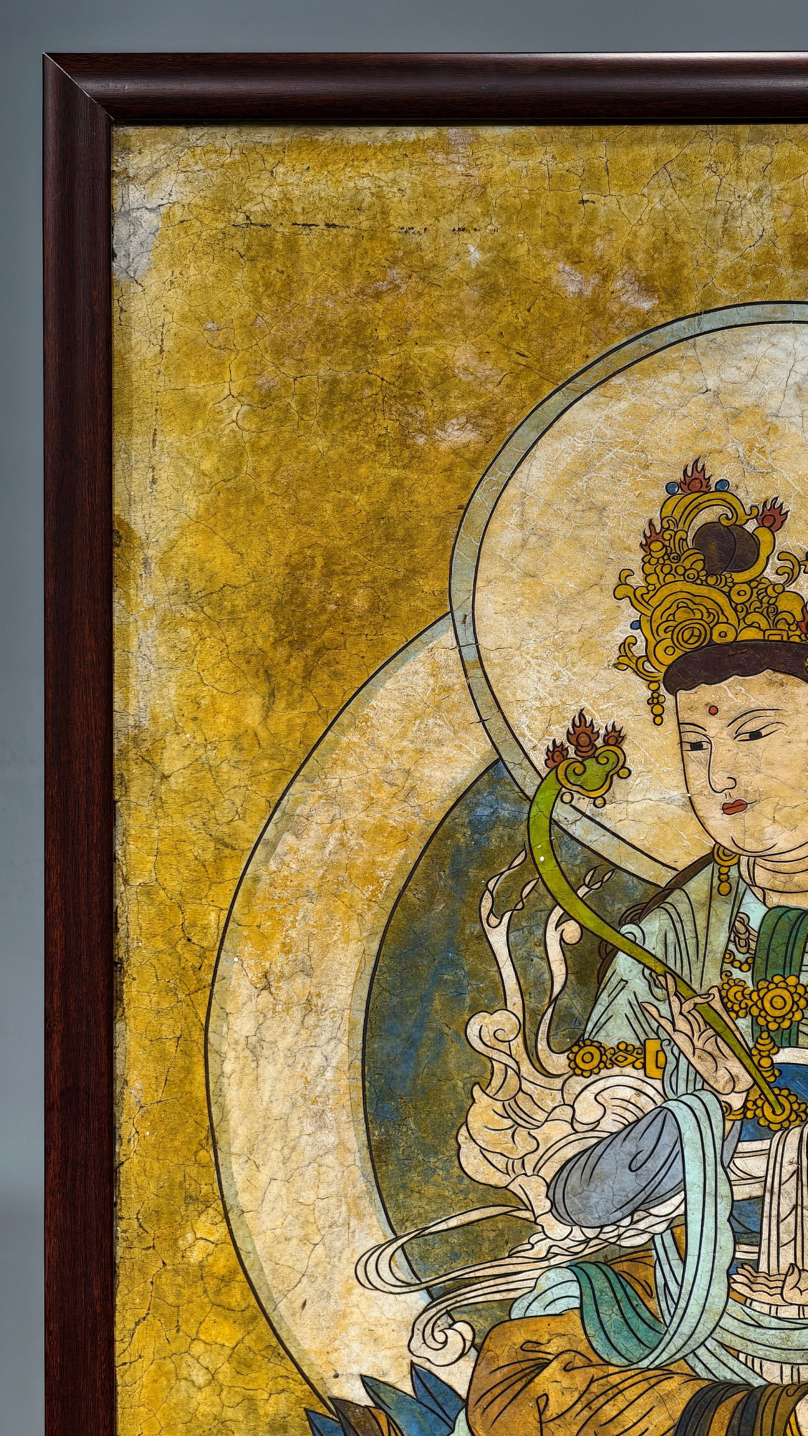 Wall Mural with Figure Pattern - 3
