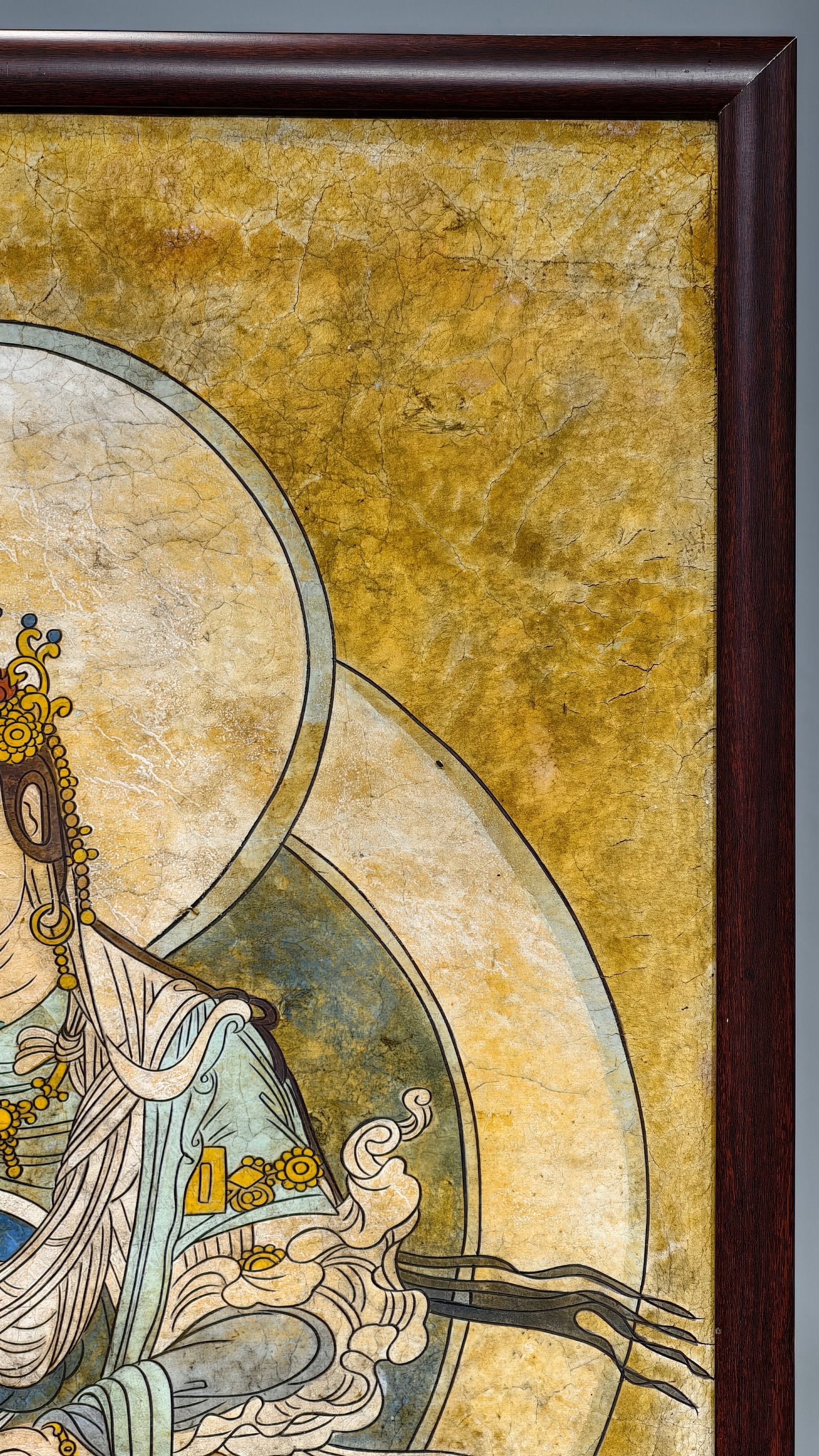 Wall Mural with Figure Pattern - 4
