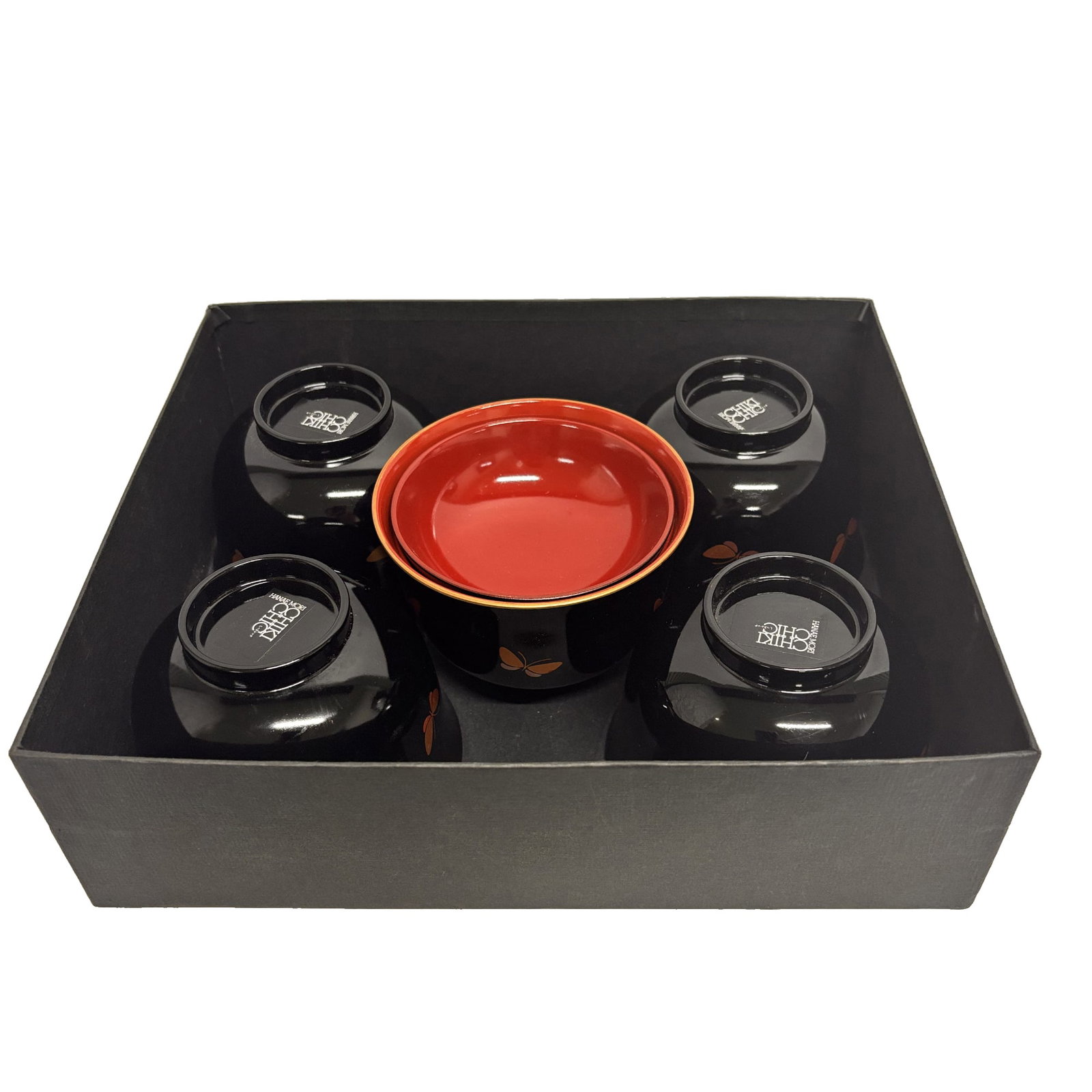 Japanese Lacquerware Tea Bowls (Set of 5) Handcrafted Wooden Bowls: This refined set of five Japanese lacquerware tea bowls embodies centuries of traditional craftsmanship and the essence of Eastern aesthetics. Crafted from natural wood and finished with multiple laye