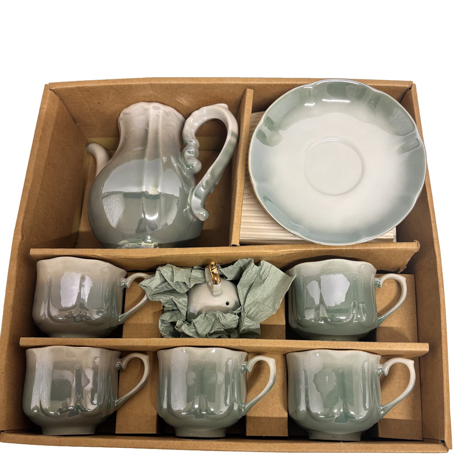 Wooden Tea or Coffee Pot and Cup Set Complete Serving Set with Presentation Box: This elegant wooden tea or coffee pot and cup set offers a refined alternative to conventional ceramic or metal drinkware. Crafted from natural wood, the set reflects the warmth and understated