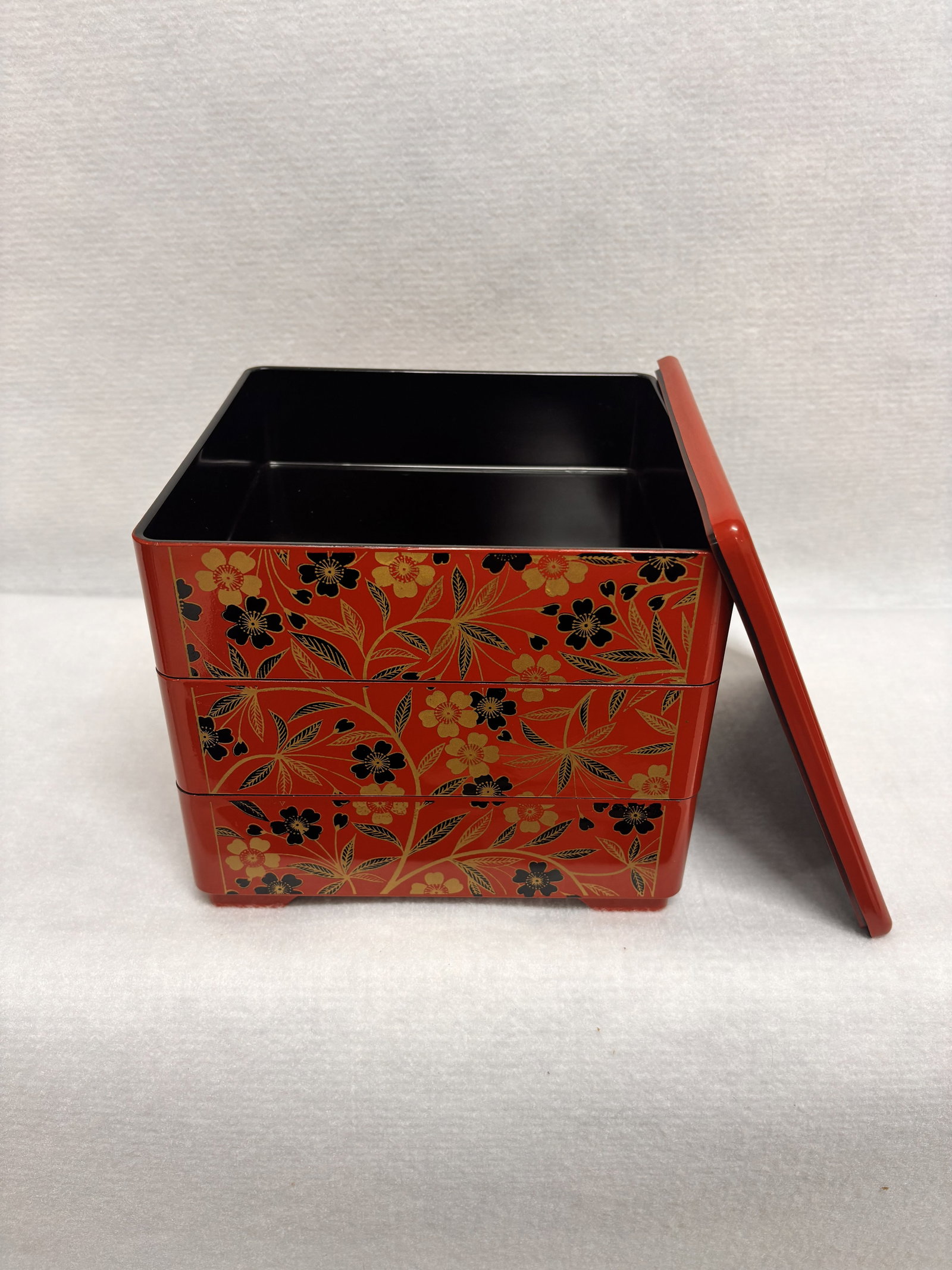 Three-layer lacquerware bento box - 5