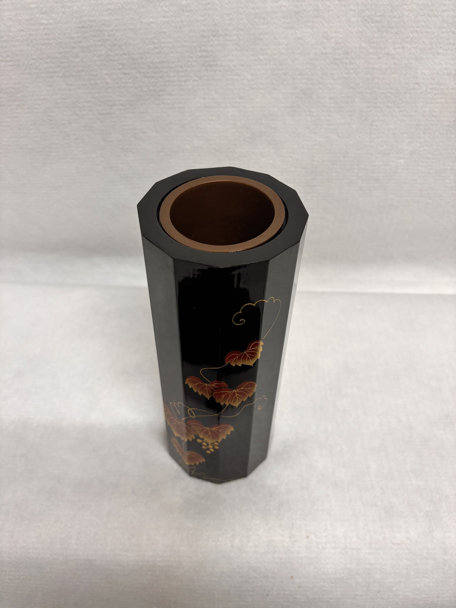 Synthetic lacquerware vase - 3