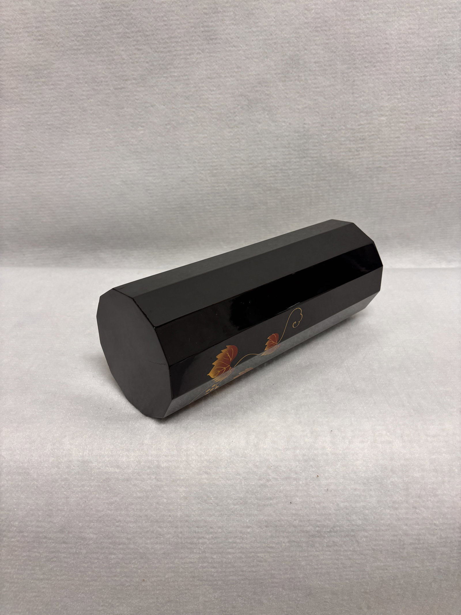 Synthetic lacquerware vase - 5