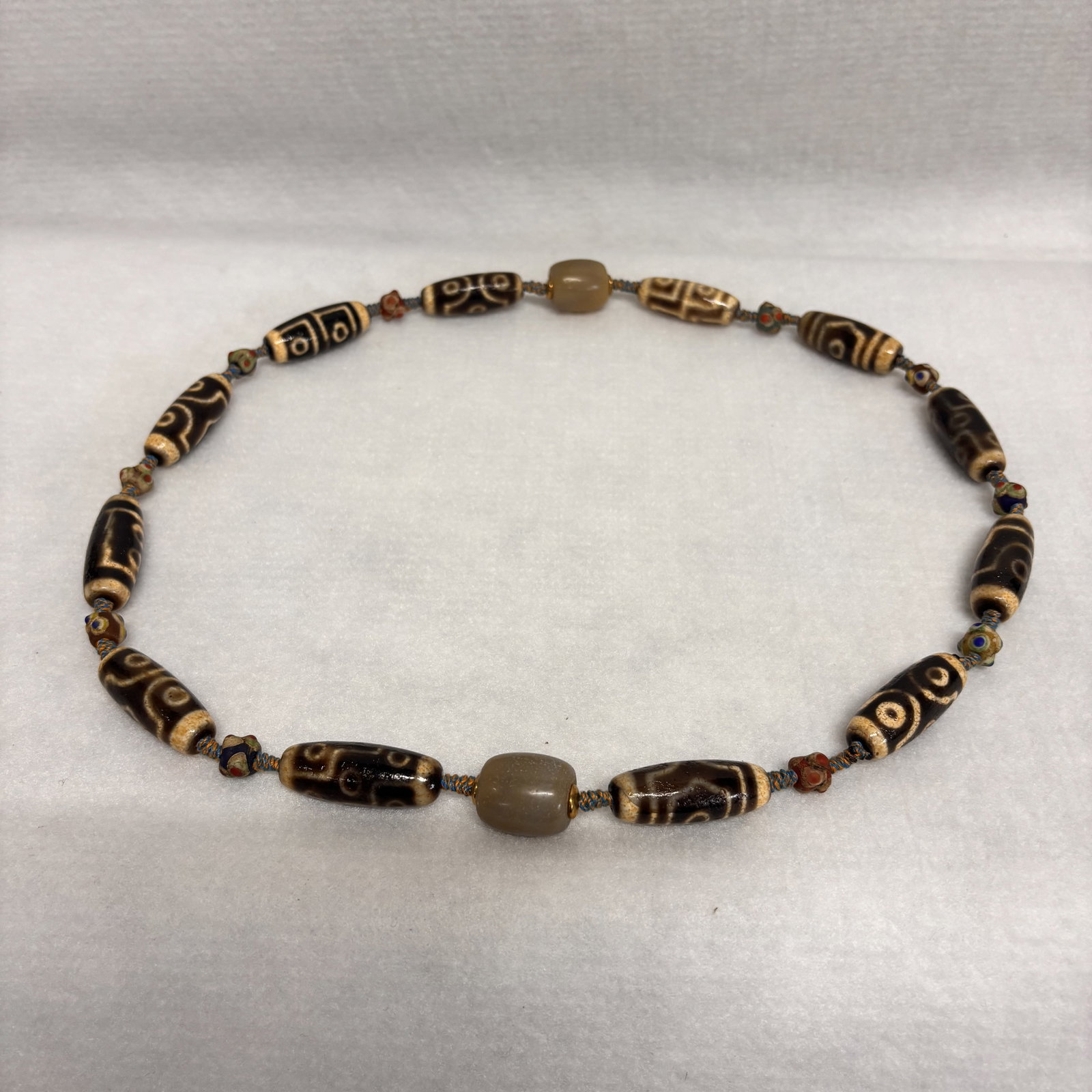 Agate Dzi Bead Bracelet - 2