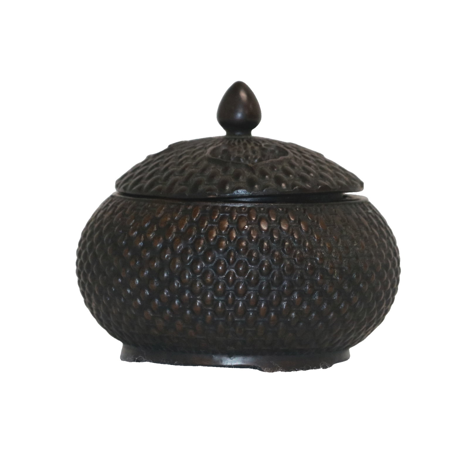 Copper Ruyi Incense Burner: This bronze incense burner, with its exquisite dimensions (11cm in diameter x 11cm in height) and a weight of 270g, is delicately sized and exudes an antique charm. The body is covered with a fine "fi