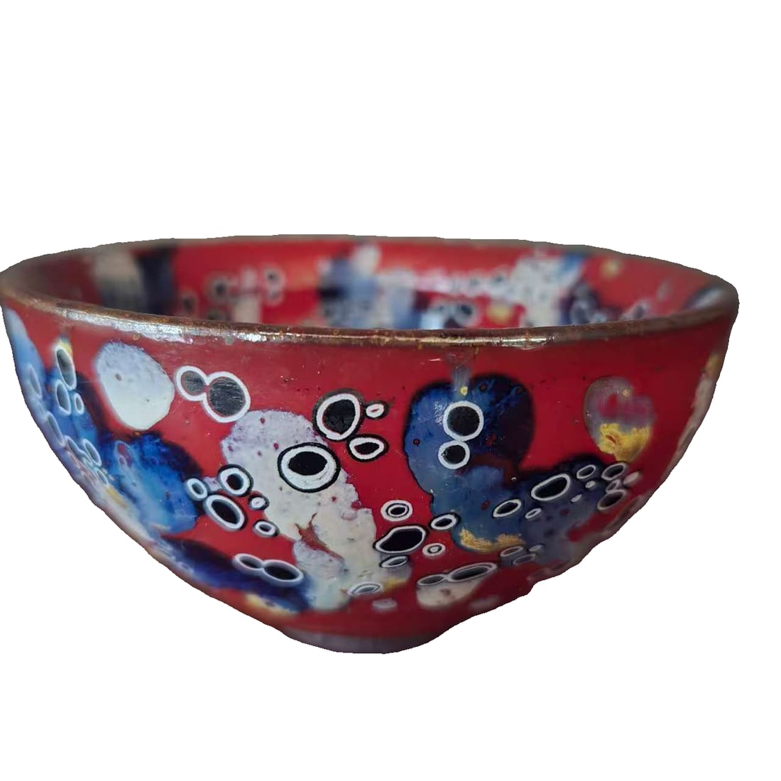 Jian ware tea bowls in the style of the Song Dynasty and bearing the mark of imperial supply.: A Jian ware tea bowl in the Song Dynasty style, bearing the mark of imperial supply. It has a thick patina and is well-preserved. Height: 7 cm, Diameter: 12 cm, Weight: 0.33 kg.