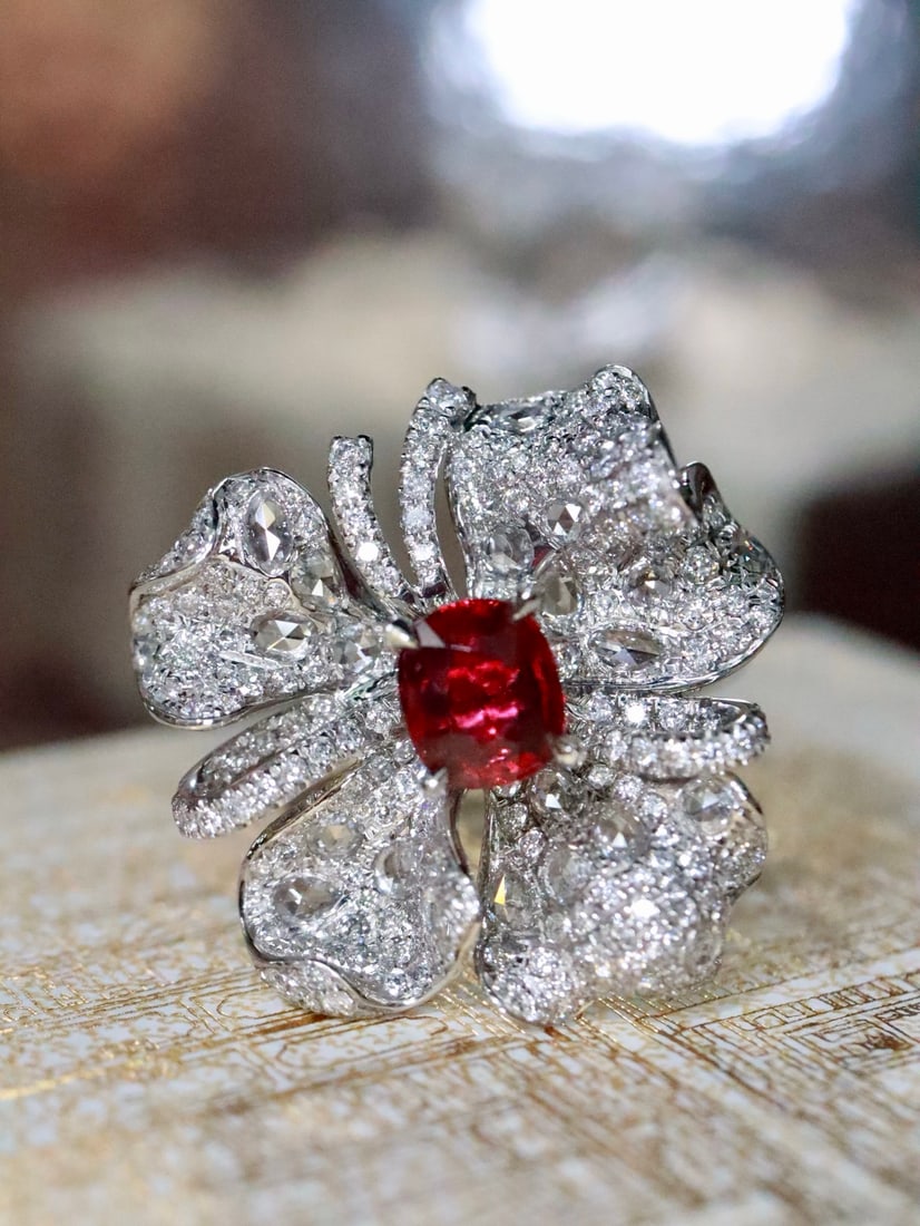 Platinum Natural Ruby Ring (1 of 6)