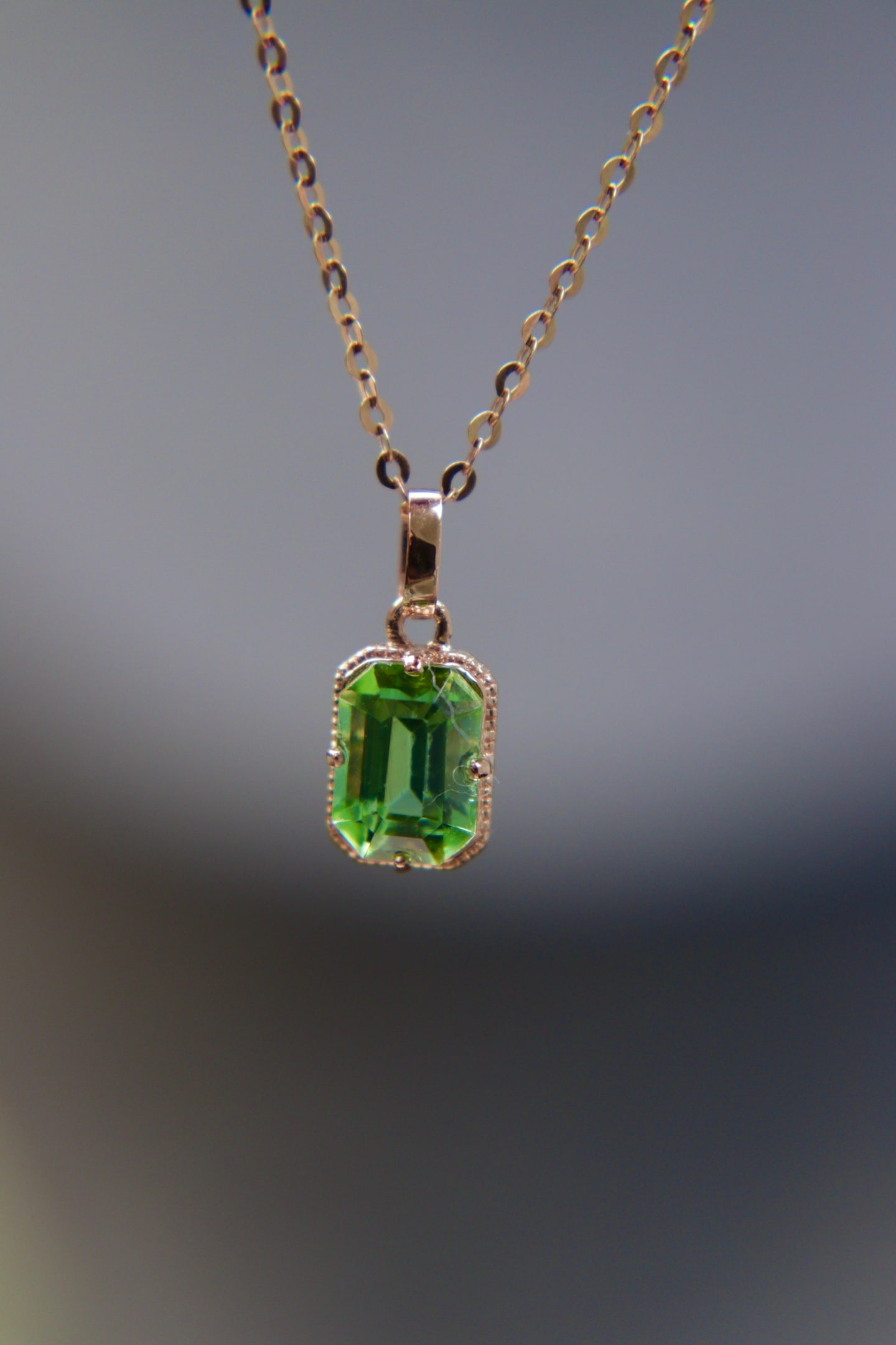 18K Gold Natural Tourmaline Pendant: This pendant is meticulously crafted in 18K gold, set with a natural tourmaline that showcases unique color charm. Simple yet elegant, suitable for various occasions. (Stone weight 1ct)