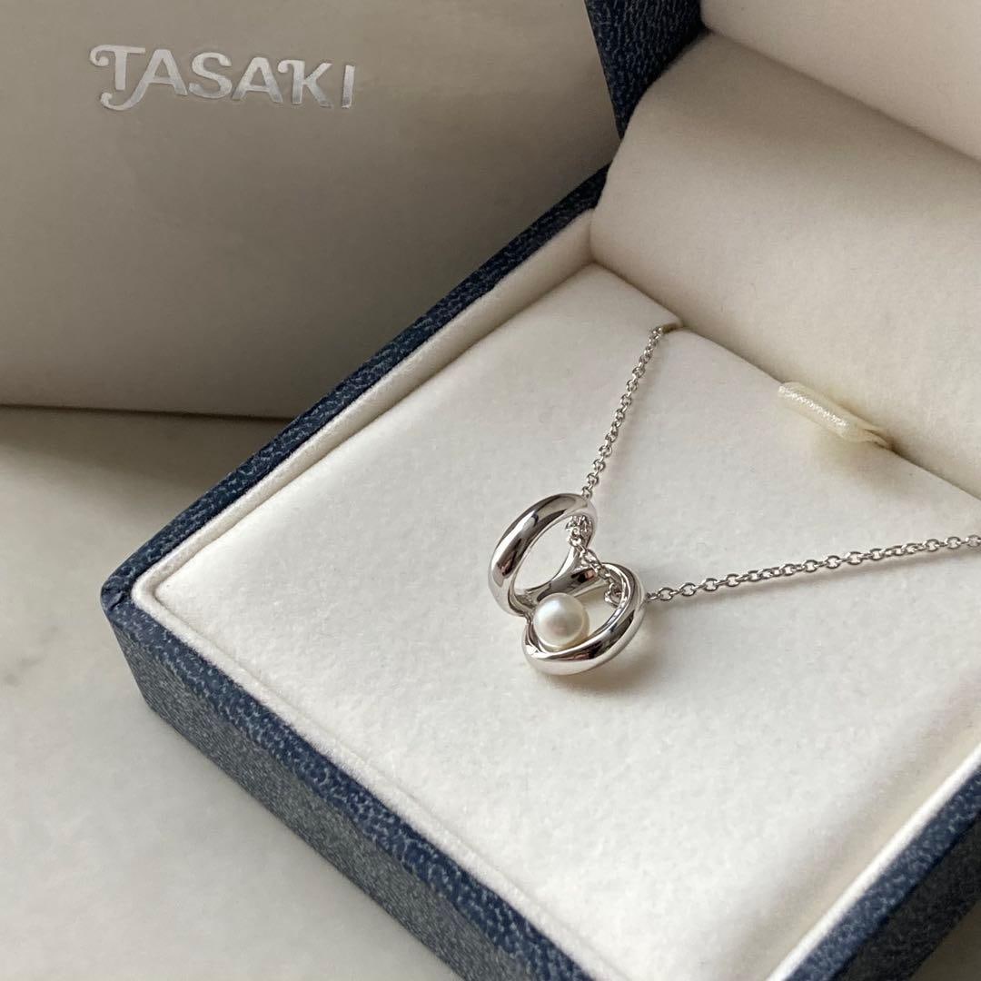 Second-hand - TASAKI pearl necklace SILVER engraving: TASAKI Pearl Silver Pearl Necklace Pearl Jewelry Necklace Dimensions Total length approximately 42cm Clasp with SILVER engraving Weight 2.9g Condition No obvious scratches or stains found.