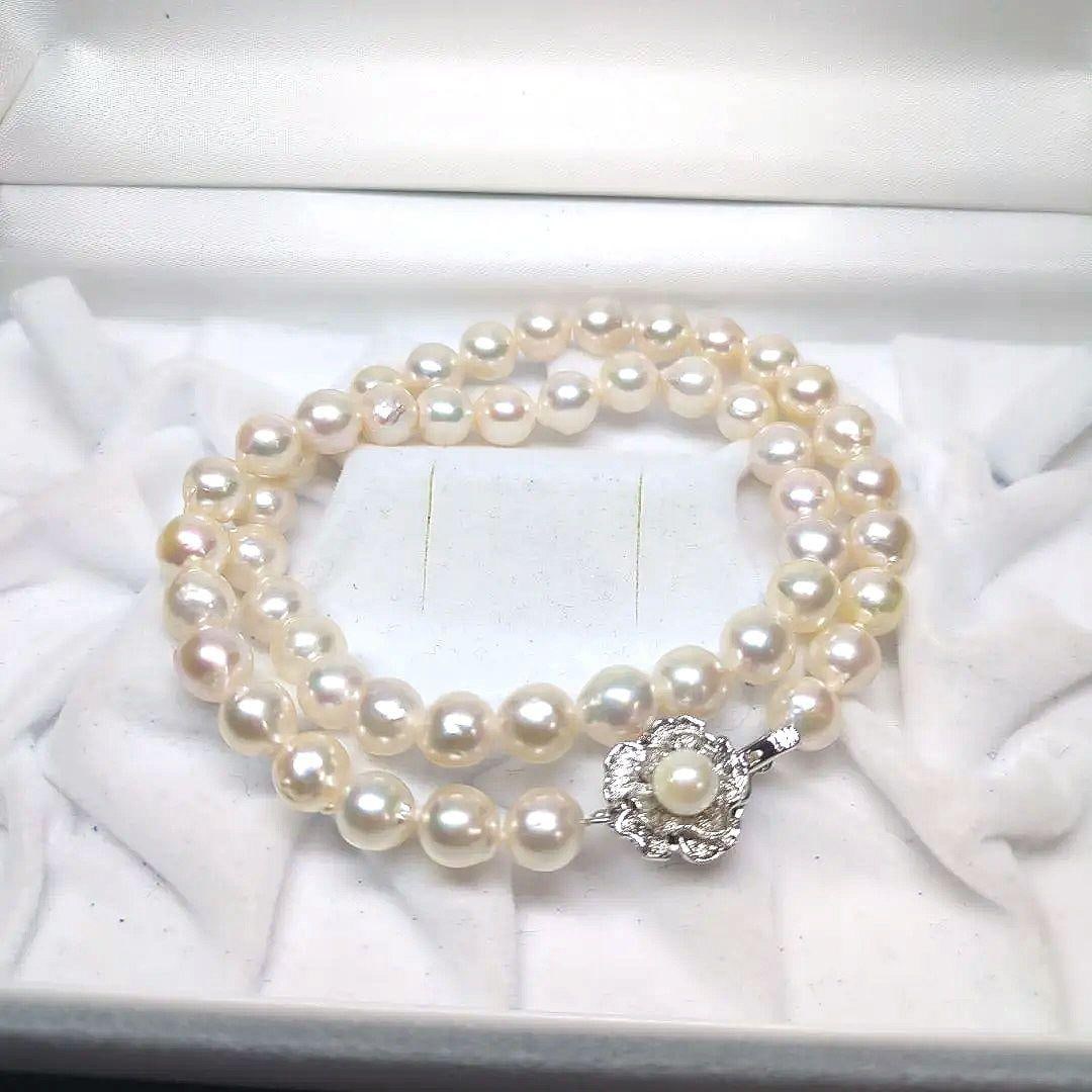 Second-hand - Akoya Pearl Pearl Necklace Natural Pearl 5.8mm Flower Clasp: Akoya Pearl Pearl Necklace Product Overview: A characteristic necklace featuring pearls of approximately 5.8mm in size with a flower-shaped clasp. Material: Pearl Pearl Size: Approximately 5.8mm Weigh