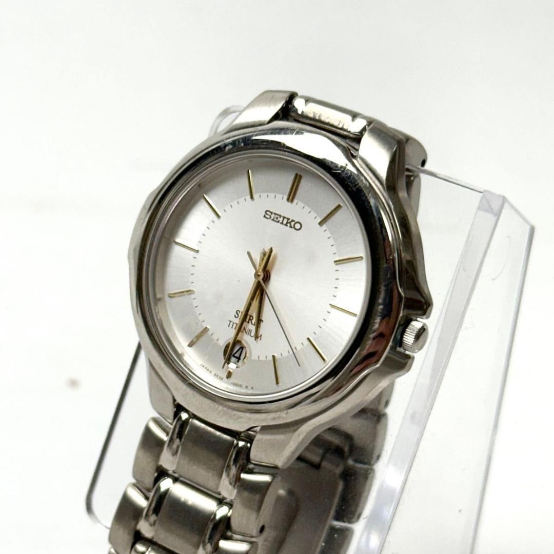 Second-hand - SEIKO SPIRIT Titanium Metal 5E32-0010 Men's Quartz Watch (1 of 7)