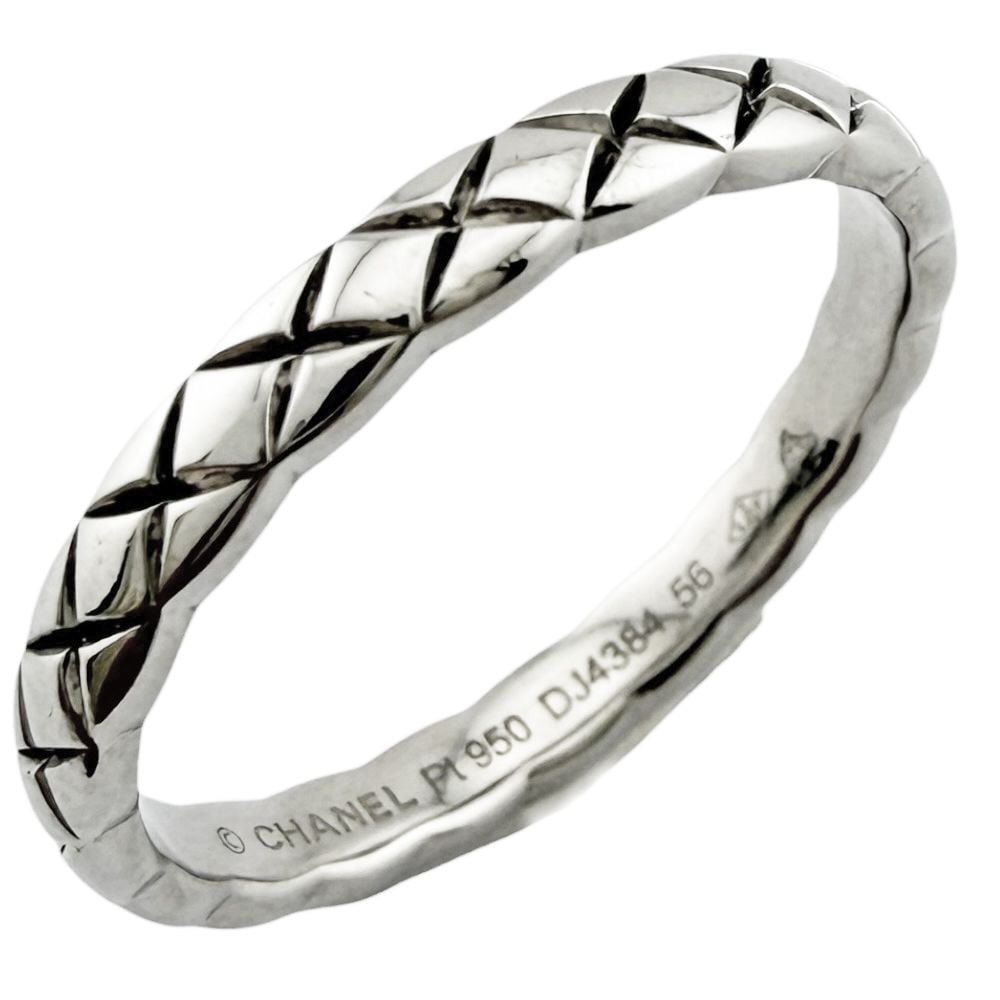 Second-hand - Chanel Coco Crush ring size 15.5 Pt950 platinum unisex style: Brand: CHANEL Target: Unisex Color: Silver Series: Coco Crush Season: All seasons Weight: Approximately 4.4 grams Origin: France Size: 15.5 Ring width: Approximately 2.0 millimeters Material: Pt950 pl