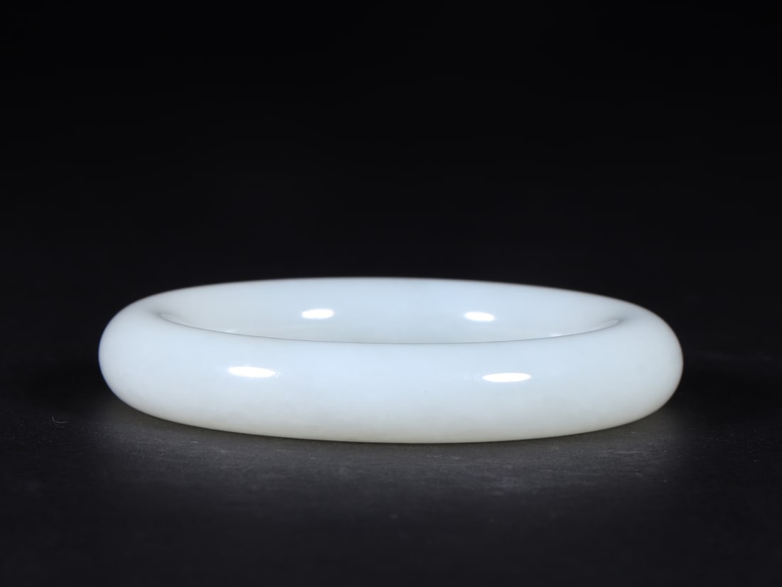 Qing Dynasty Hetian White Jade Round Bangle - 6