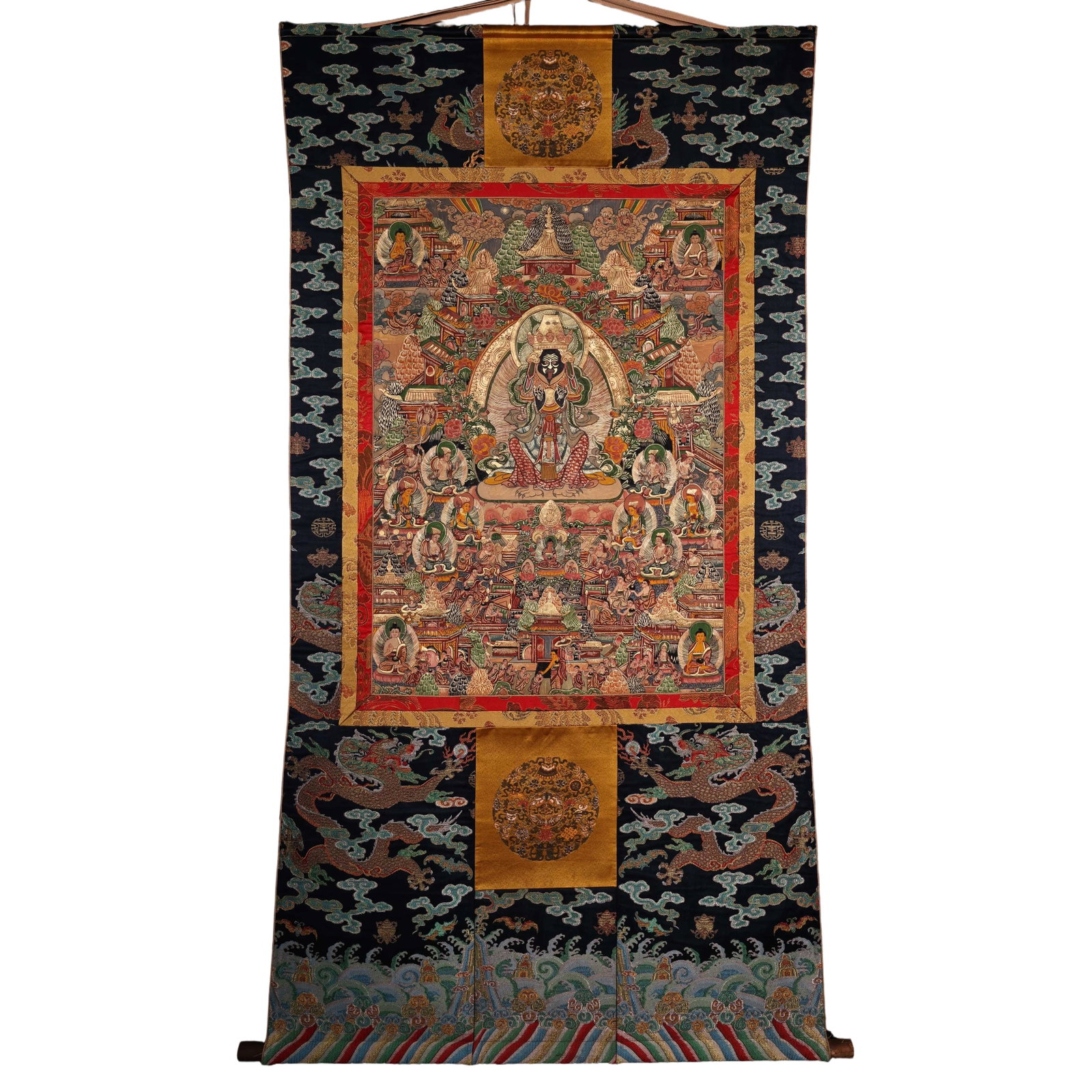 Ming Dynasty Hand-painted Thangka of Tashi Lhamo Buddha: This Thangka is the work of a top Ming Dynasty painter, hand-painted using pure natural mineral pigments. The painting itself is made of genuine leather, showcasing exquisite craftsmanship and the uni