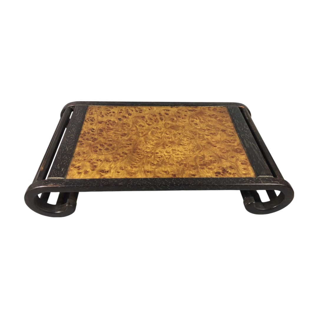Zitan Inlaid with Shadow Wood Scroll: This piece features zitan as the main material, inlaid with shadow wood. The craftsmanship is exquisite, with natural and smooth textures, showcasing a perfect blend of classical and modern styles.(Le