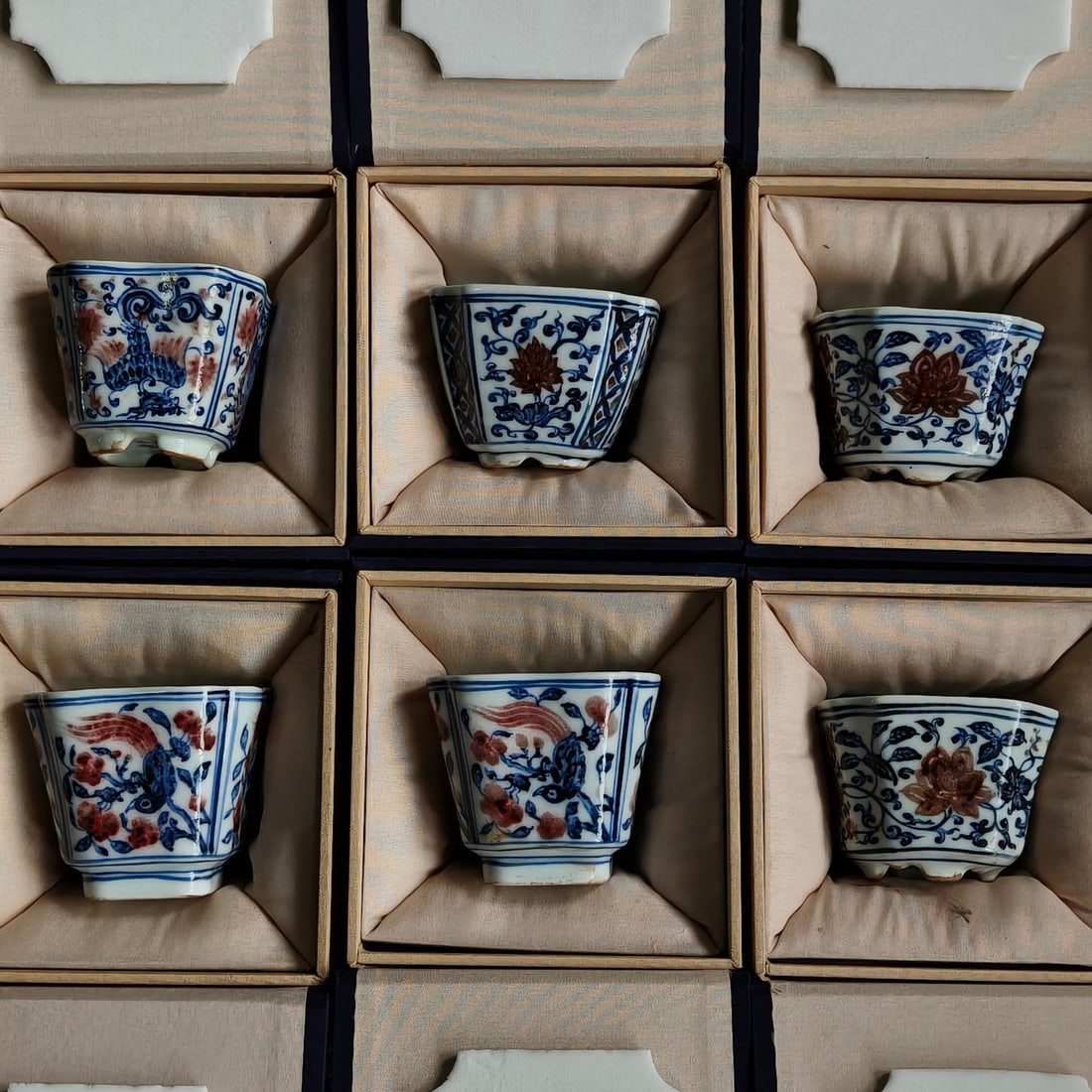 Yongle-Xuande Period Blue and Red Glazed Square Cup: The Yongle-Xuande period blue and red glazed square cup exemplifies the exceptional craftsmanship and artistic beauty of Ming dynasty porcelain. The combination of blue and red glaze offers a striking