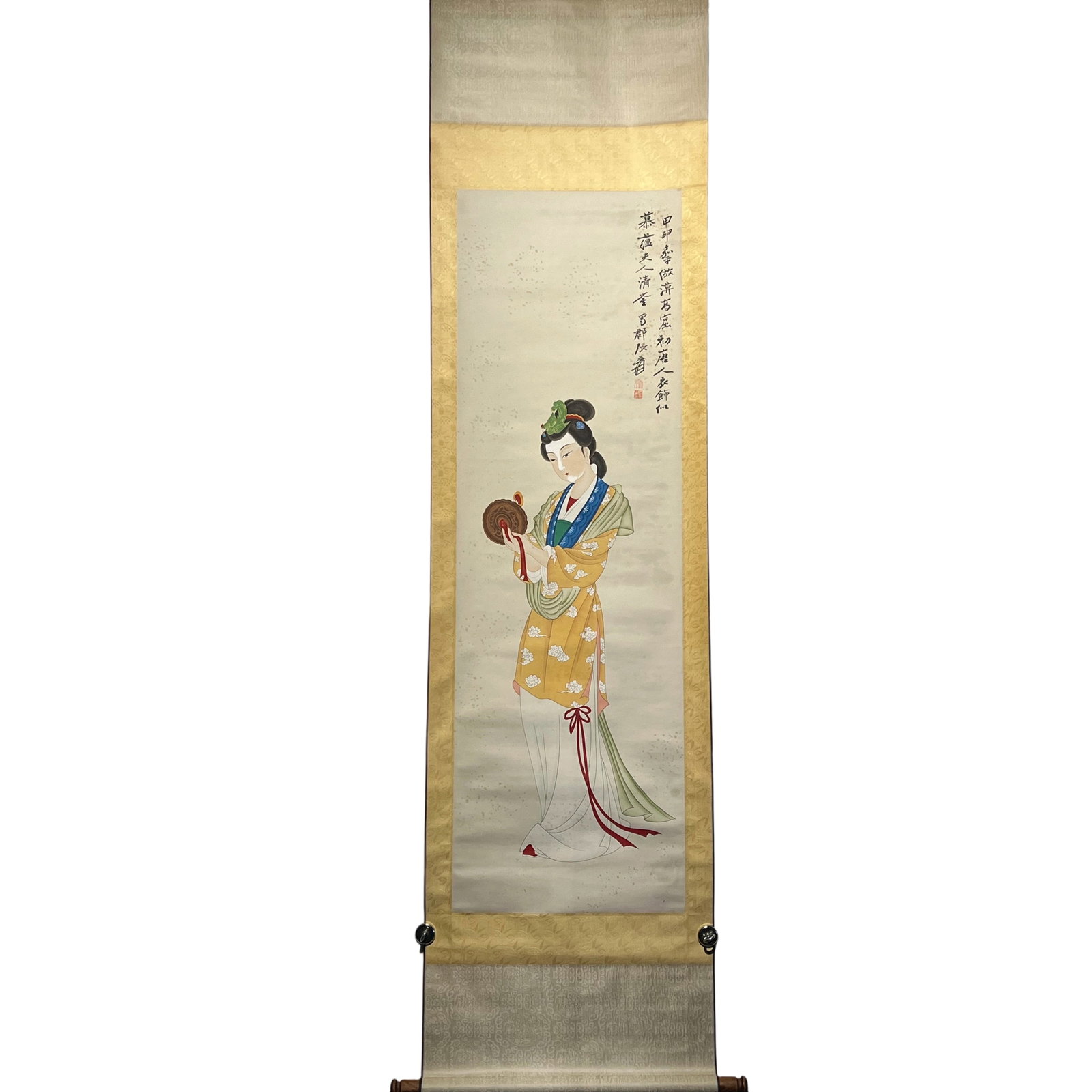Modern Era - Zhang Daqian's Masterpiece Paper Painting of Ladies (Hanging Scroll): Modern Era - Zhang Daqian's Masterpiece: Lady Figure on Paper (Hanging Scroll) (Total length 205 cm, width 51 cm, painting area length 127 cm, width 41 cm) Zhang Daqian (May 10, 1899- April 2, 1983), 