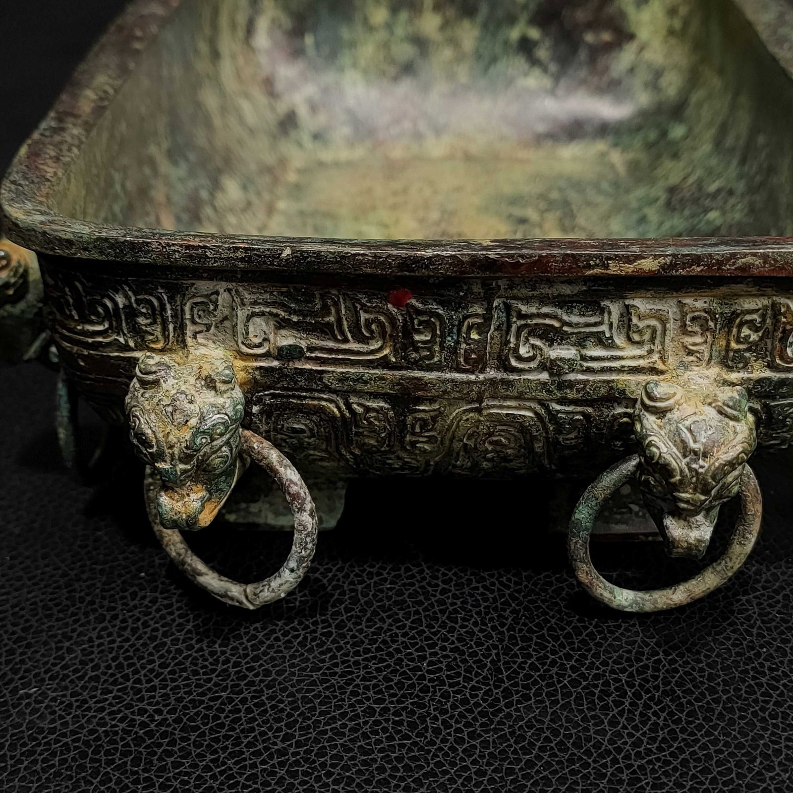 Shang-Zhou Bronze Rectangular Basin - 7