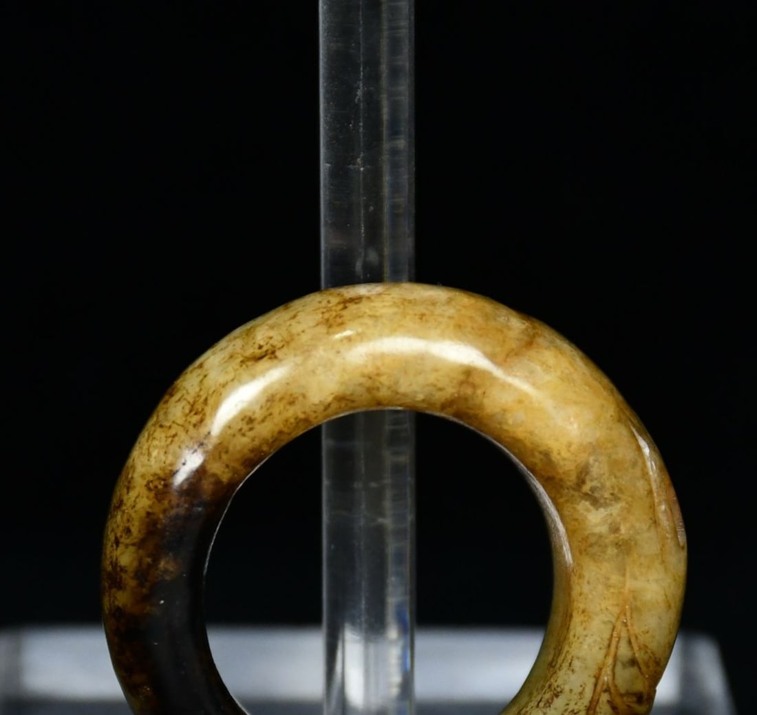 Hetian Jade Dragon Biting Tail Ring - 9