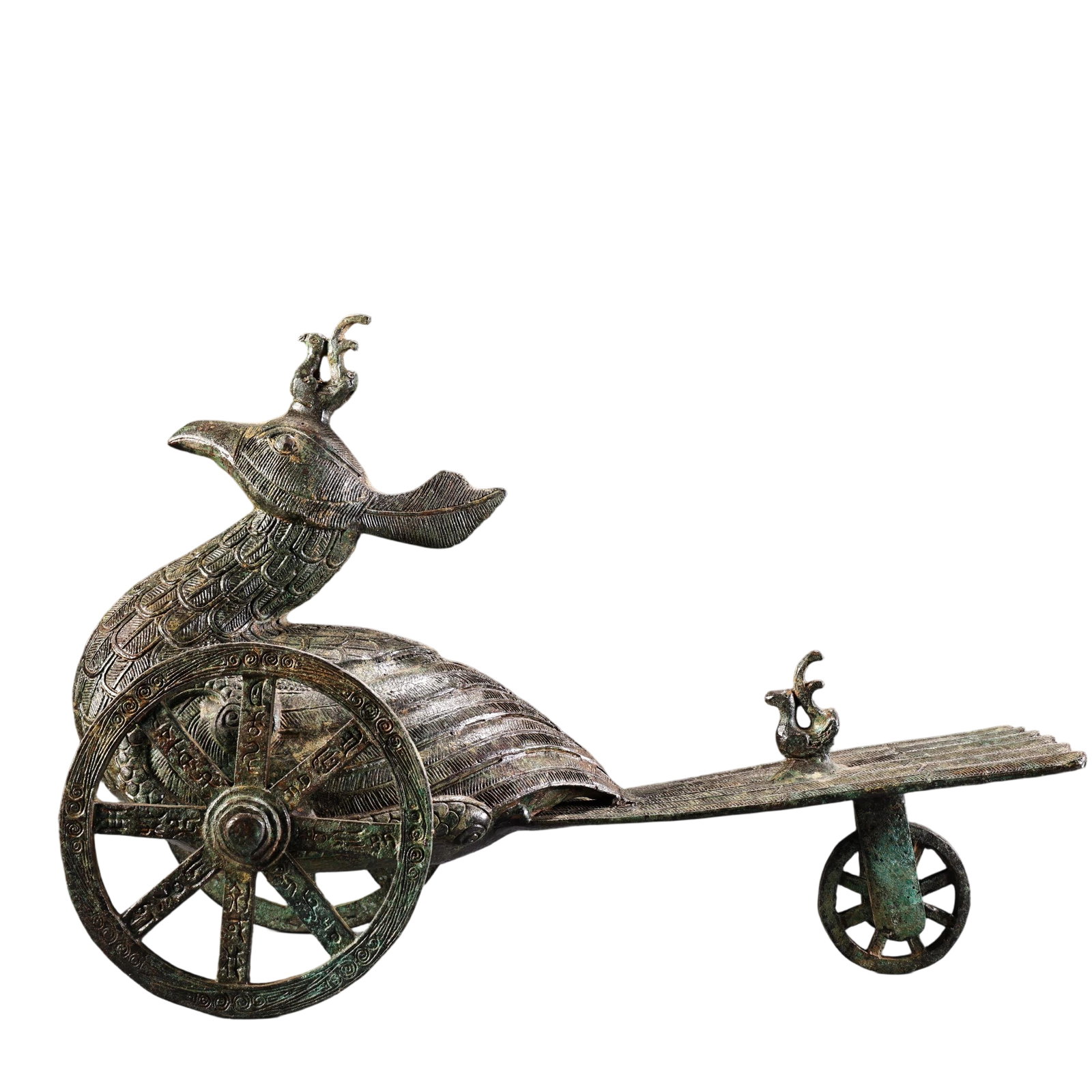Bronze Phoenix Bird Carriage: This bronze phoenix bird carriage is a treasured old collection, showcasing exquisite craftsmanship and a refined design, reflecting the superb skills of ancient artisans. (Weight: 2750g, Height: