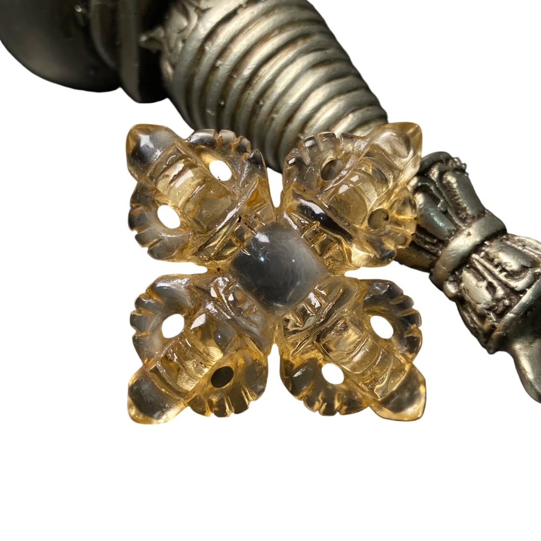 Natural Crystal Vajra Cross: This natural crystal Vajra cross is an important ritual object in Tibetan Buddhism, symbolizing the indestructible wisdom of Buddha and the power to eliminate afflictions. The four heads correspond to